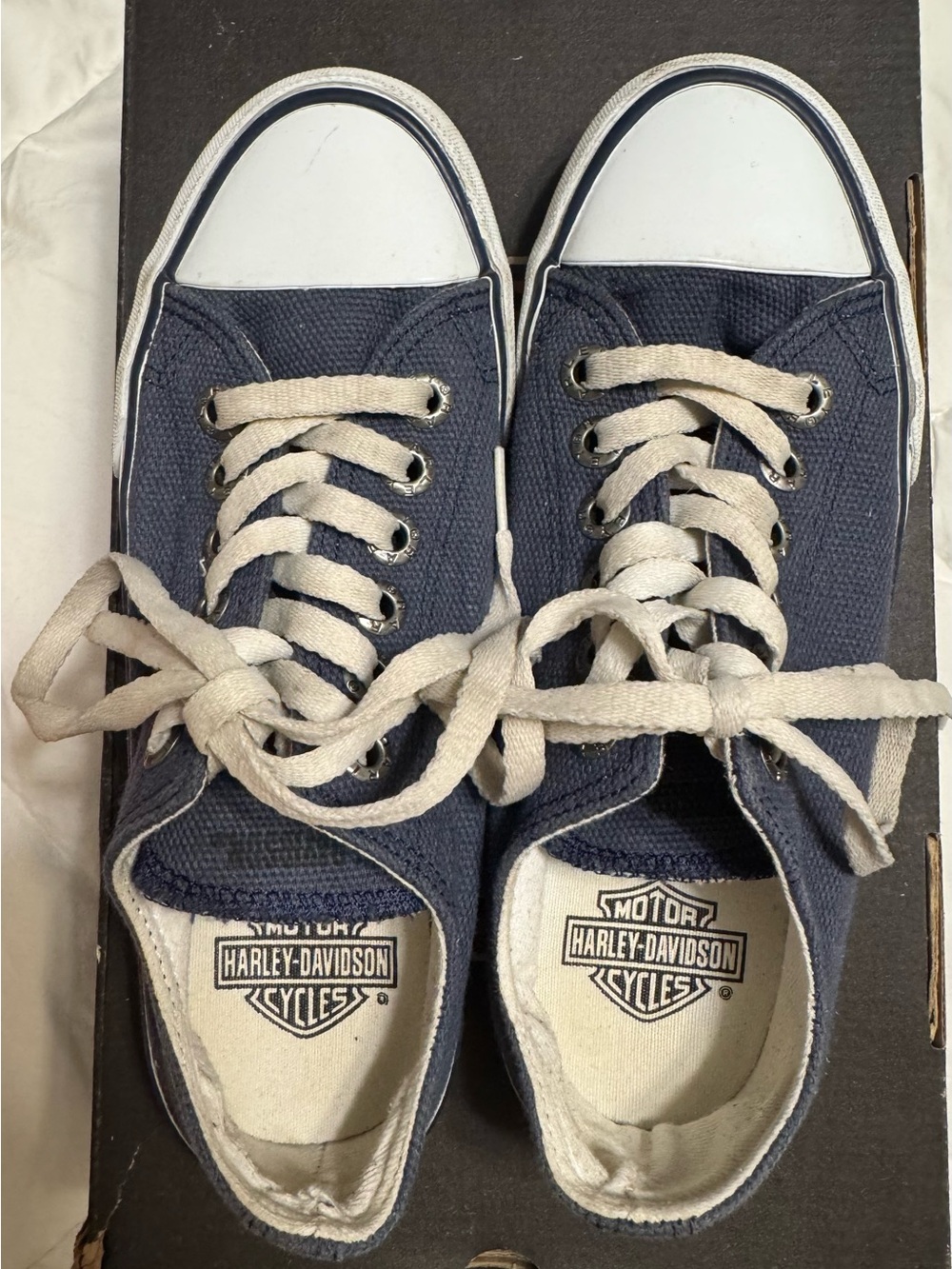 Harley-Davidson Navy Canvas Low-Top Sneakers with White Toe
